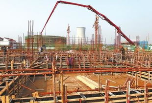 建设一线施工忙，铸就城市新篇章