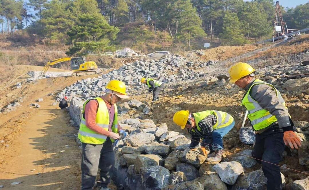 冬修水利正当时——洞口县全力推进重点水利工程建设